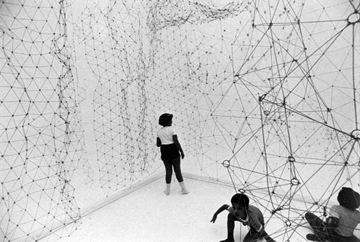 Gego installation in Germany, 1969.