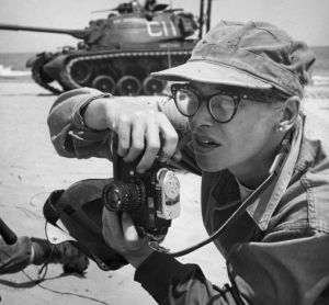 2015-12-04-14_20_16-The-brilliant-photos-of-the-first-American-female-war-photographer-killed-in-act